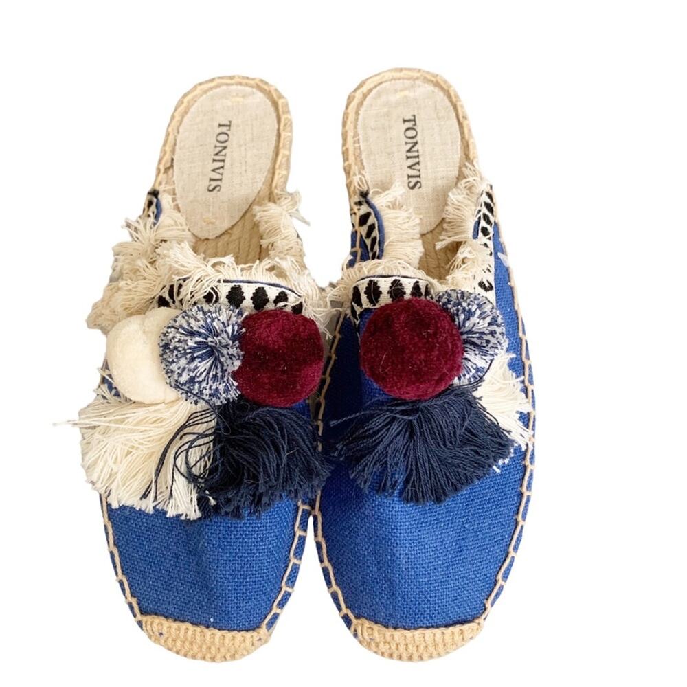 Tonivis Soludos Blue CanvasTassle Pom Pom Closed Toe Mule Flats NWT Size 7 - Picture 1 of 6